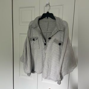 Slouchy quarter bottom pullover